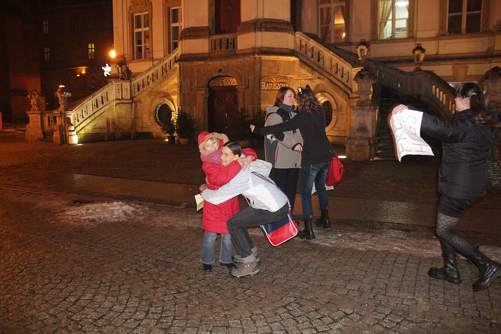 Free hugs na legnickim Rynku