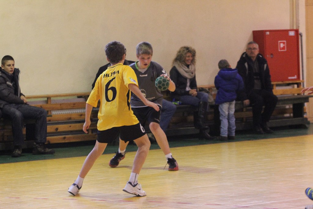 Liga chłopców: Dziewiątka Legnica - ŚKPR Świdnica 23:21
