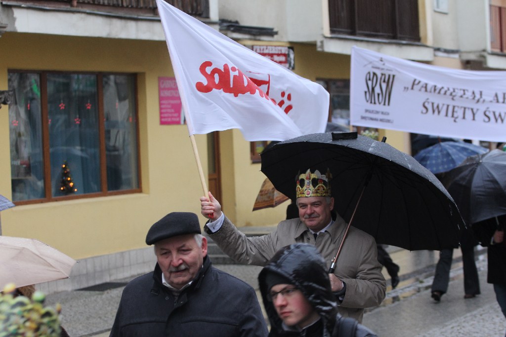 Orszak Trzech Króli na ulicach Legnicy cz2