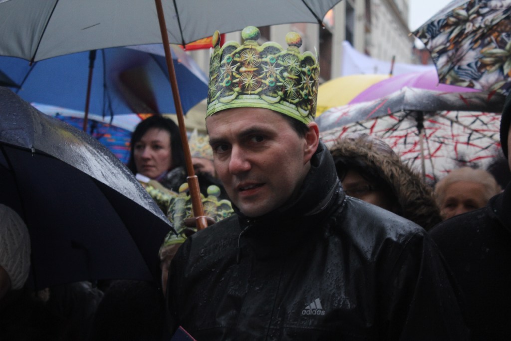 Orszak Trzech Króli na ulicach Legnicy cz2