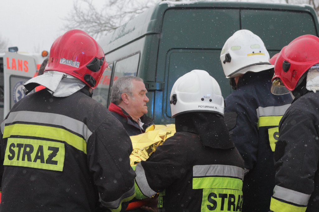 Wypadek busa w Rzeszotarach