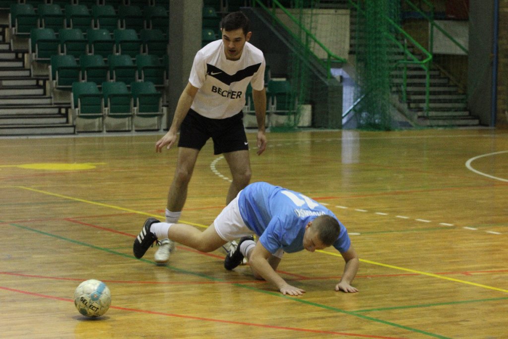 2 liga Legnickiej Ligi Halowej