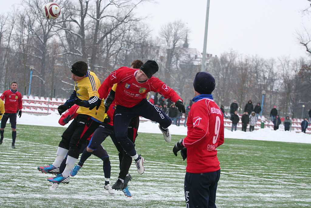 Sparing : Miedź Legnica - Foto-Higiena Gać 4:0
