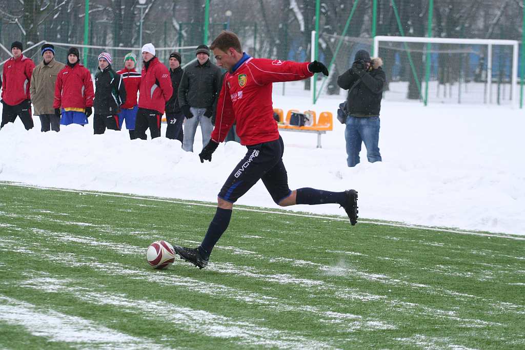 Sparing : Miedź Legnica - Foto-Higiena Gać 4:0
