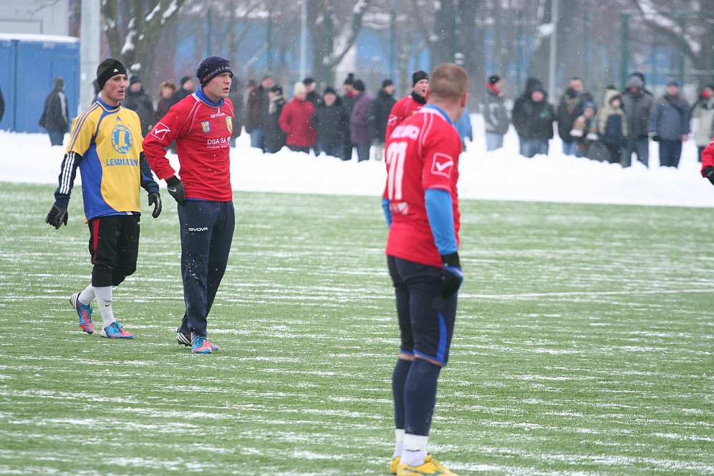 Sparing : Miedź Legnica - Foto-Higiena Gać 4:0