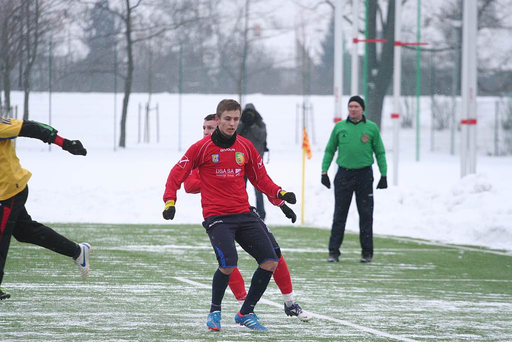 Sparing : Miedź Legnica - Foto-Higiena Gać 4:0