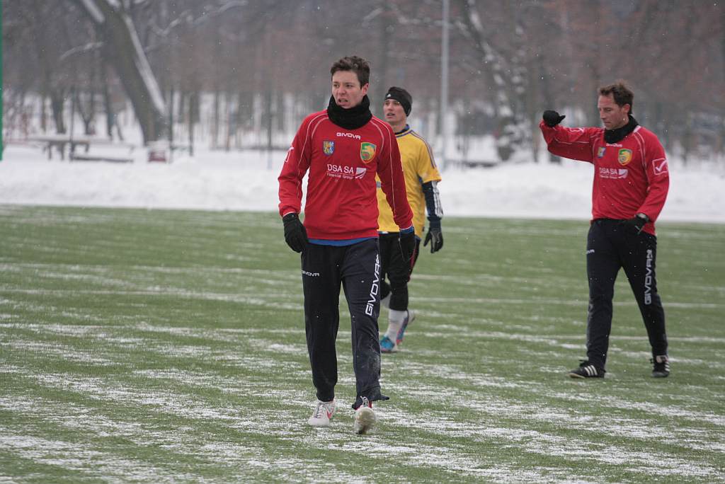 Sparing : Miedź Legnica - Foto-Higiena Gać 4:0