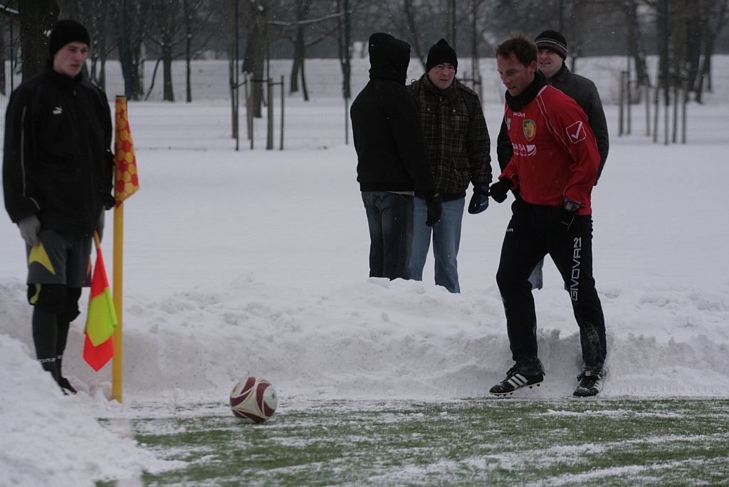 Sparing : Miedź Legnica - Foto-Higiena Gać 4:0