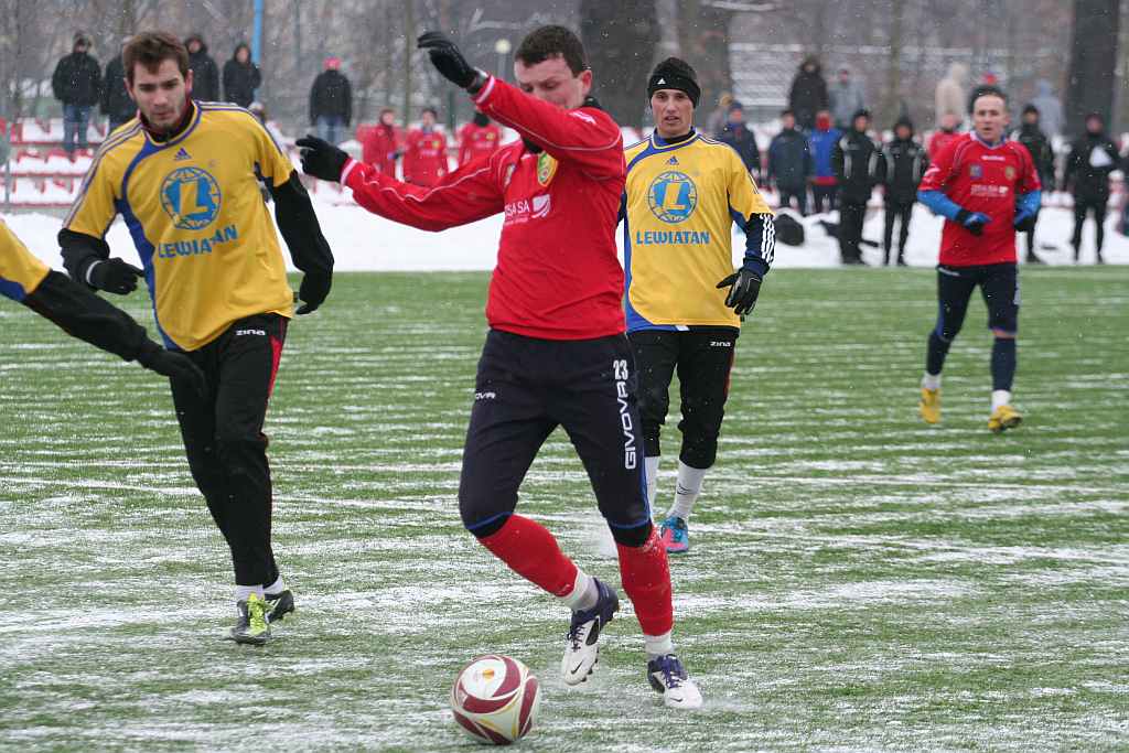 Sparing : Miedź Legnica - Foto-Higiena Gać 4:0
