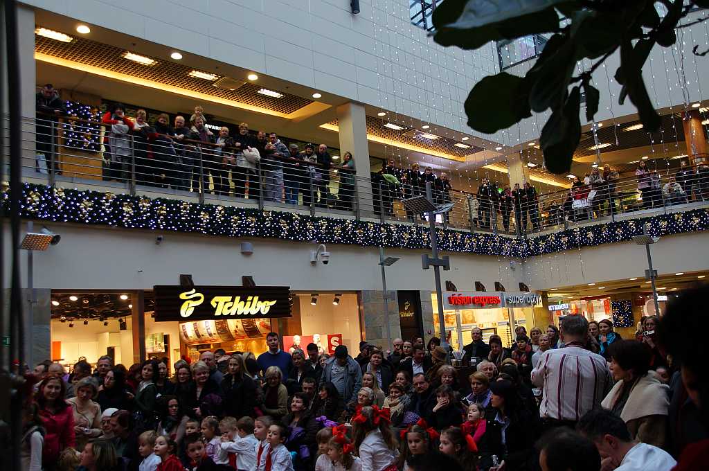 Przedszkolaki zaśpiewały w Galerii Piastów