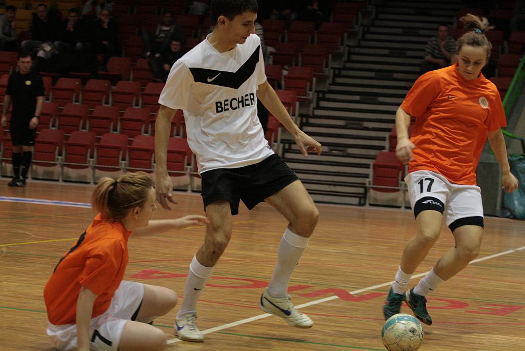 Mecz pokazowy: Becher -  Zagłębie Lubin Kobiety. 9:9