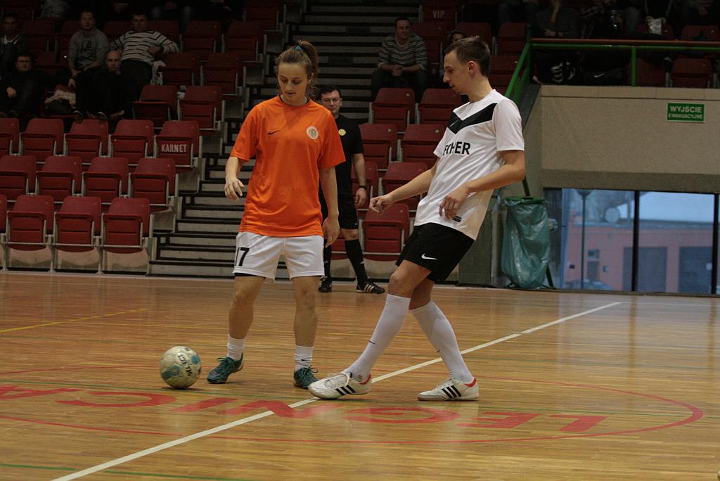 Mecz pokazowy: Becher -  Zagłębie Lubin Kobiety. 9:9