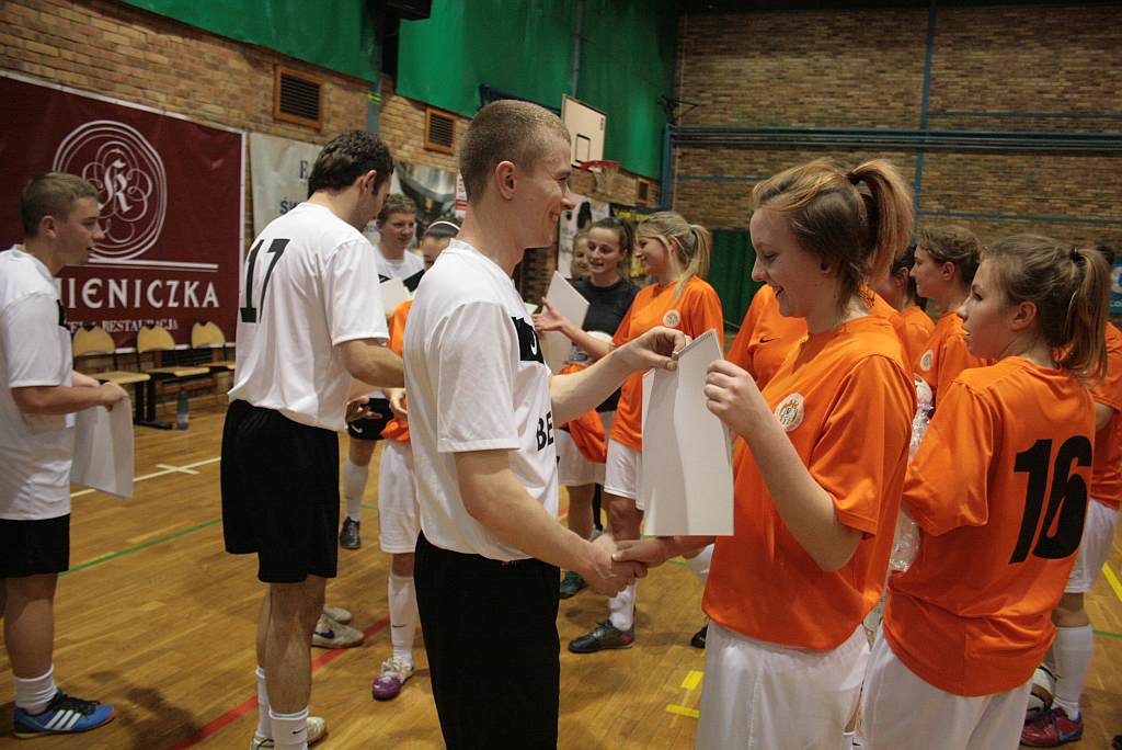 Mecz pokazowy: Becher -  Zagłębie Lubin Kobiety. 9:9