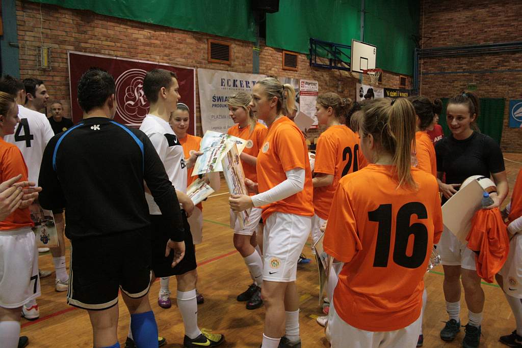 Mecz pokazowy: Becher -  Zagłębie Lubin Kobiety. 9:9