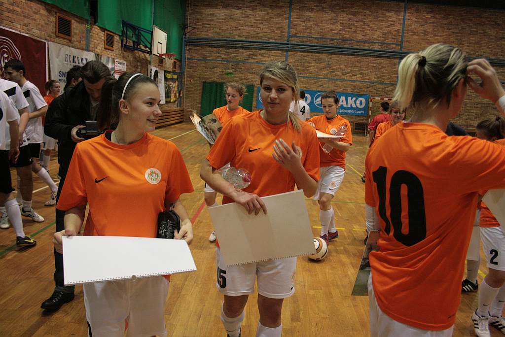 Mecz pokazowy: Becher -  Zagłębie Lubin Kobiety. 9:9