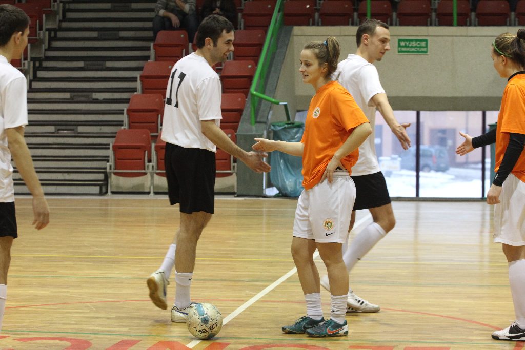 Mecz pokazowy: Becher -  Zagłębie Lubin Kobiety. 9:9