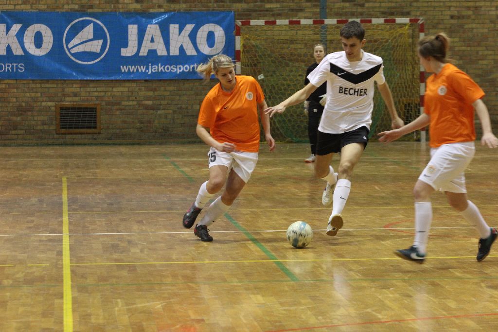 Mecz pokazowy: Becher -  Zagłębie Lubin Kobiety. 9:9