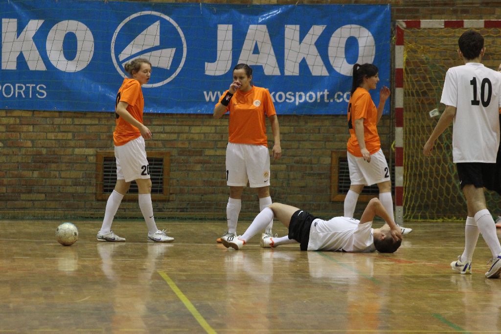 Mecz pokazowy: Becher -  Zagłębie Lubin Kobiety. 9:9