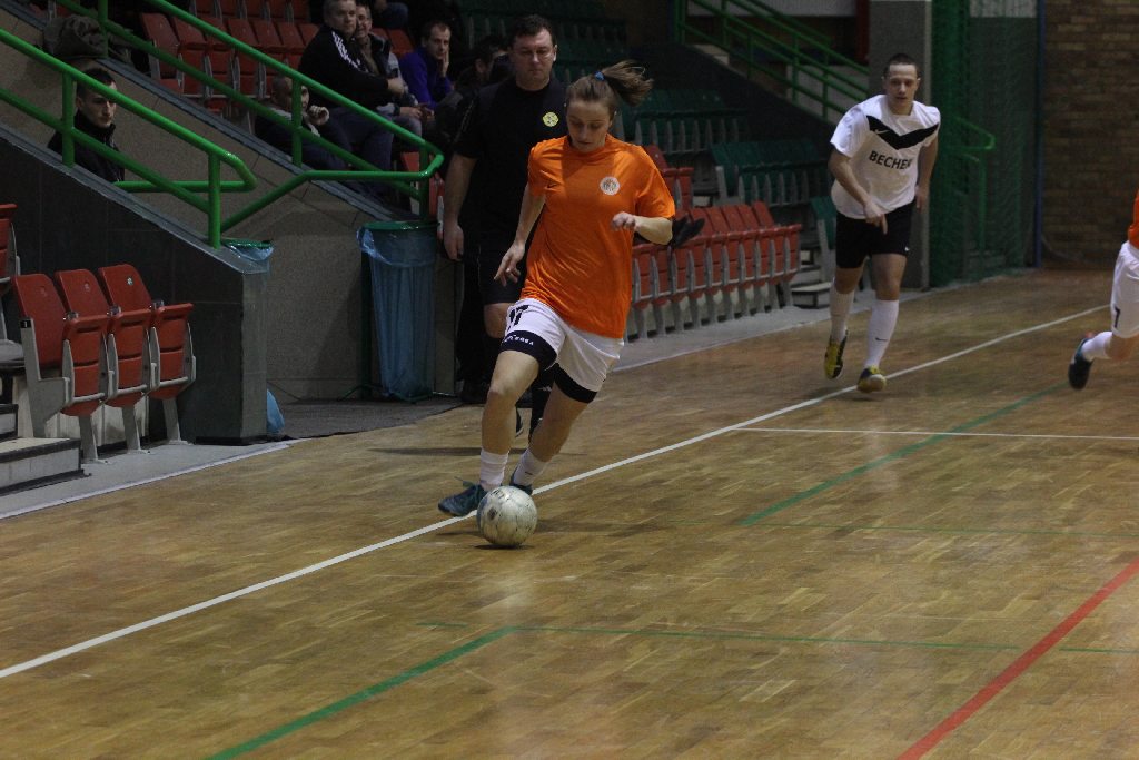 Mecz pokazowy: Becher -  Zagłębie Lubin Kobiety. 9:9
