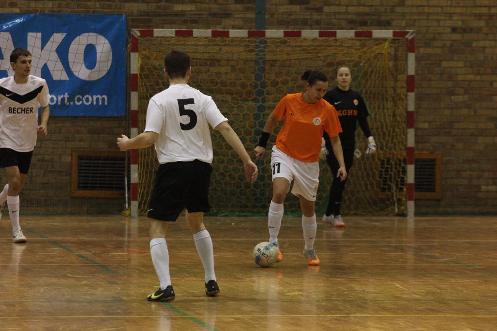 Mecz pokazowy: Becher -  Zagłębie Lubin Kobiety. 9:9