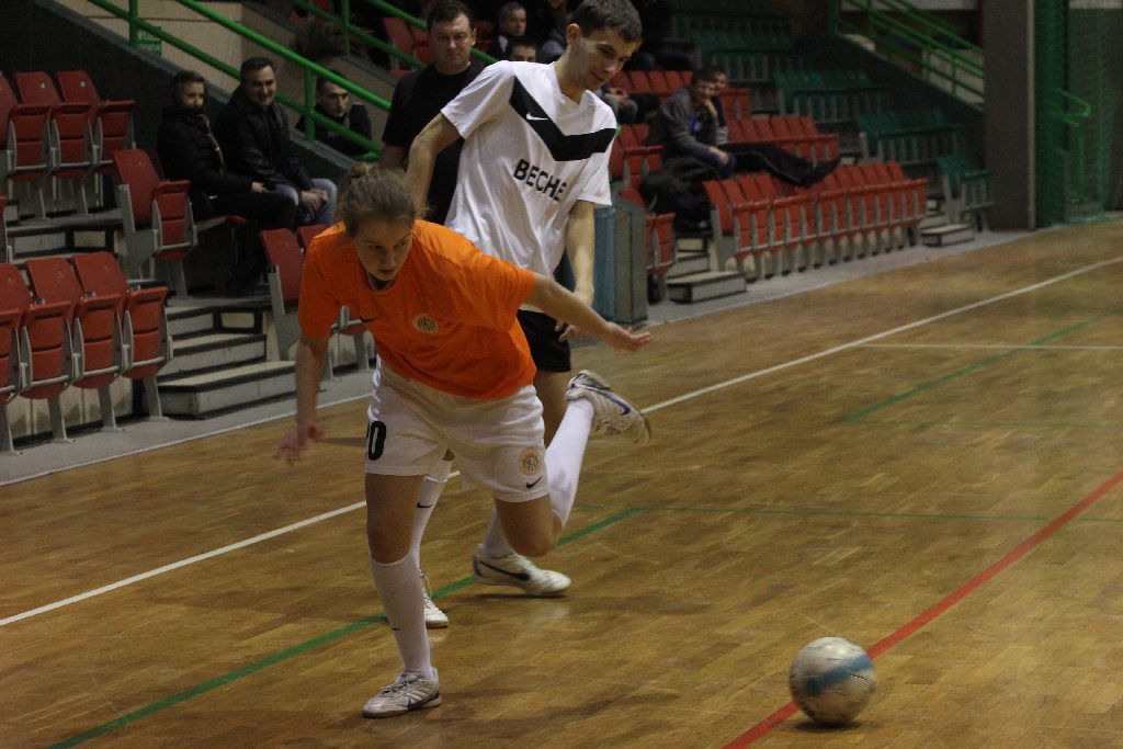Mecz pokazowy: Becher -  Zagłębie Lubin Kobiety. 9:9