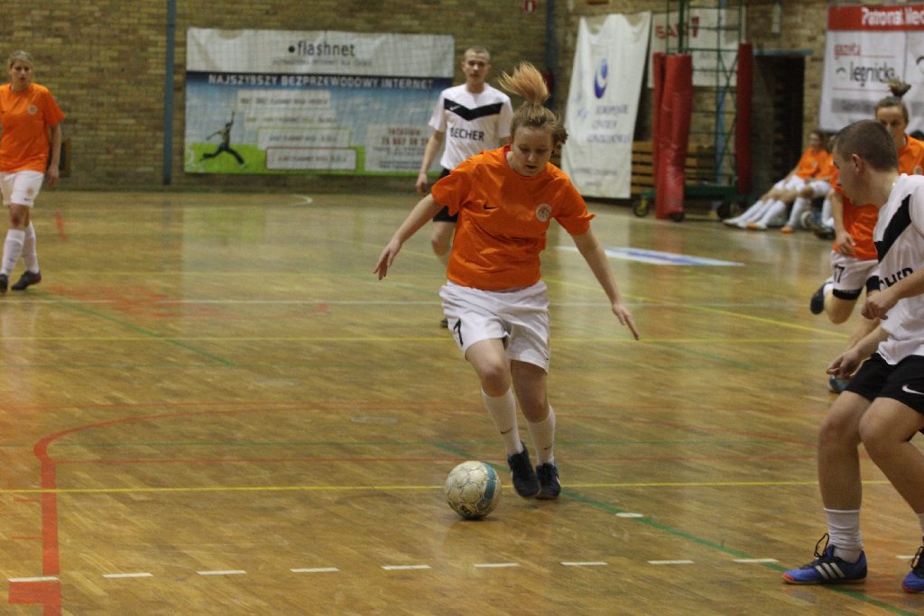 Mecz pokazowy: Becher -  Zagłębie Lubin Kobiety. 9:9