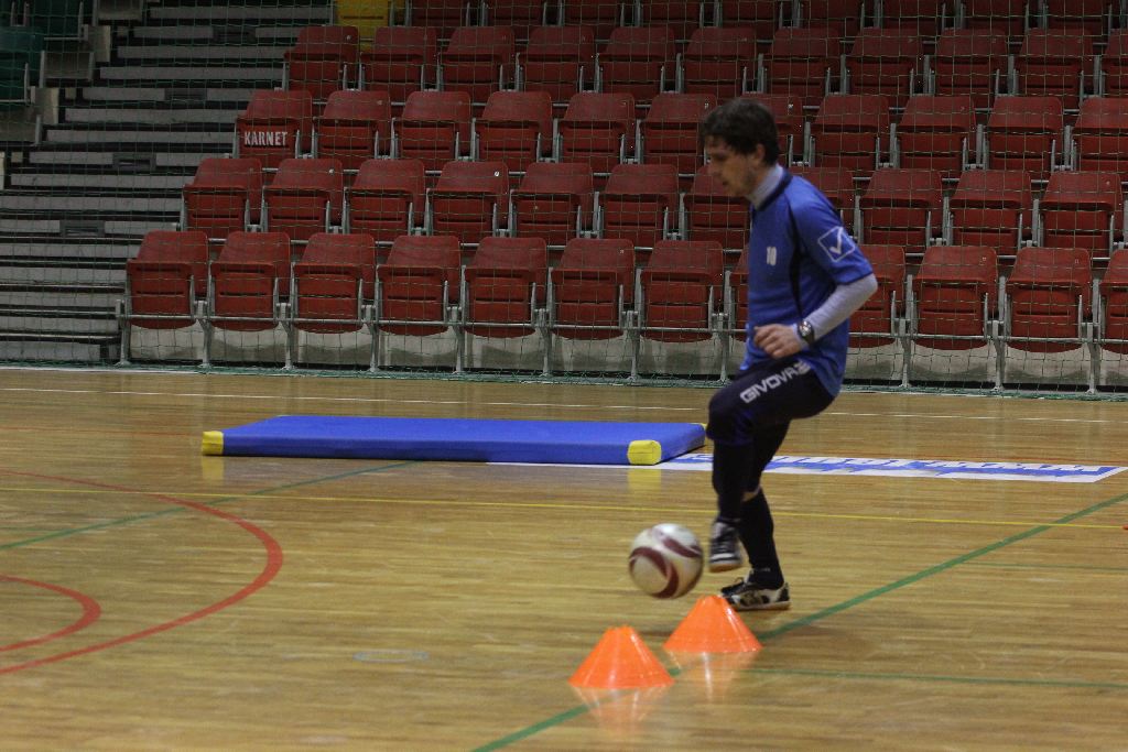 Piłkarze Miedzi Legnica trenują na Lotniczej