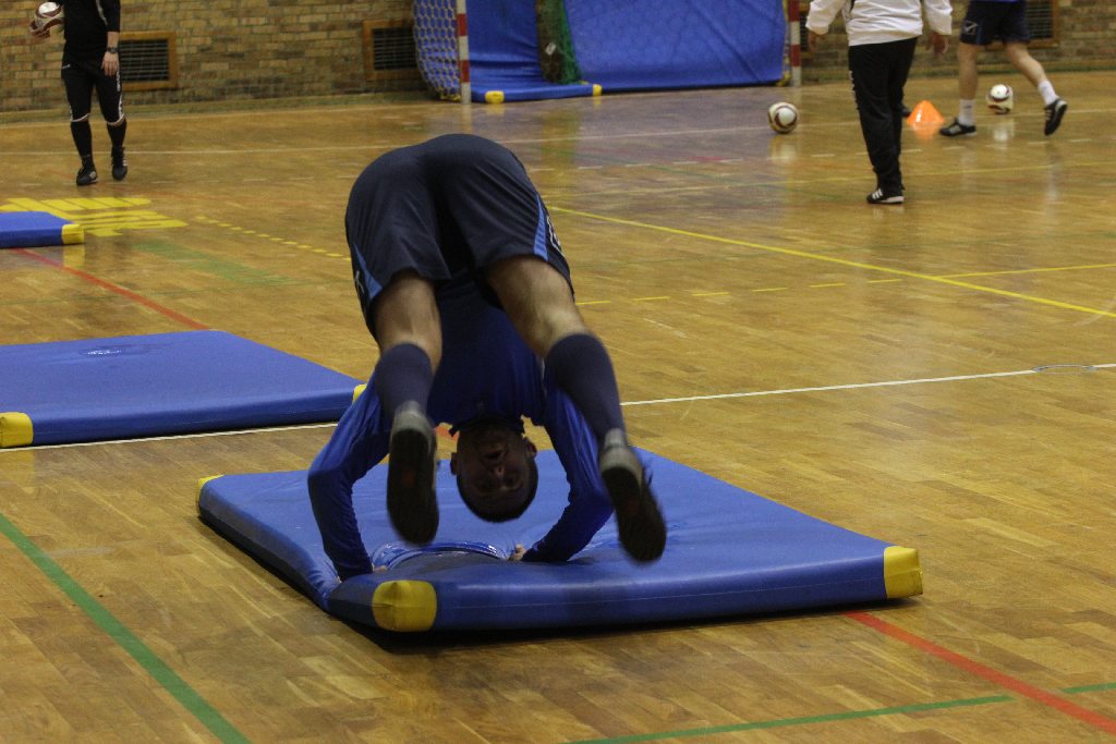 Piłkarze Miedzi Legnica trenują na Lotniczej
