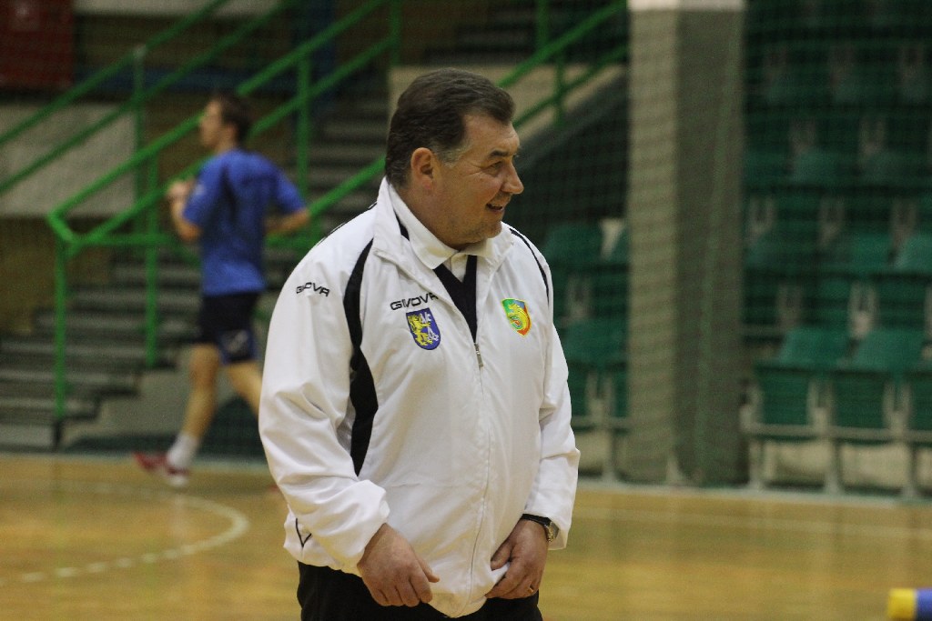 Piłkarze Miedzi Legnica trenują na Lotniczej