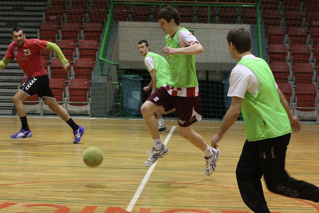 Szczypiorniści Siódemki Miedź przed derbami z Zagłębiem