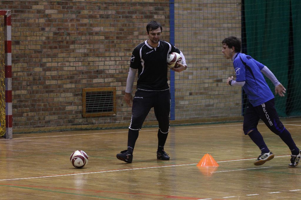 Piłkarze Miedzi Legnica trenują na Lotniczej