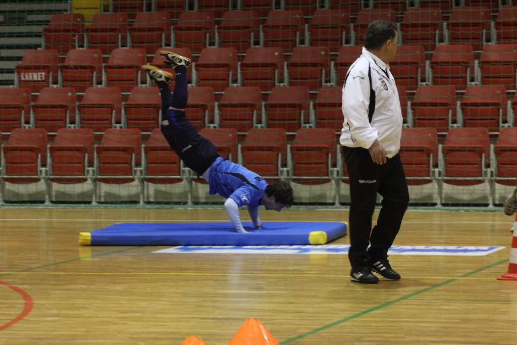 Piłkarze Miedzi Legnica trenują na Lotniczej