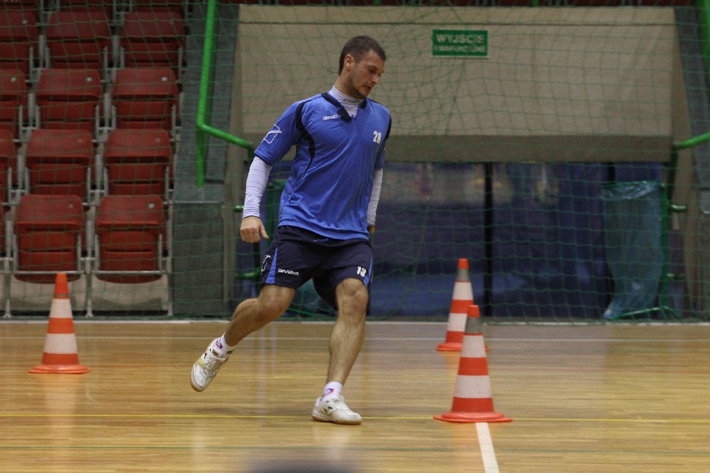 Piłkarze Miedzi Legnica trenują na Lotniczej