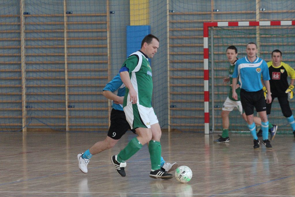 XV Turniej Piłki Halowej w Spalonej cz1