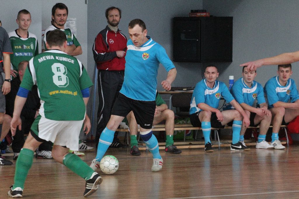XV Turniej Piłki Halowej w Spalonej cz1