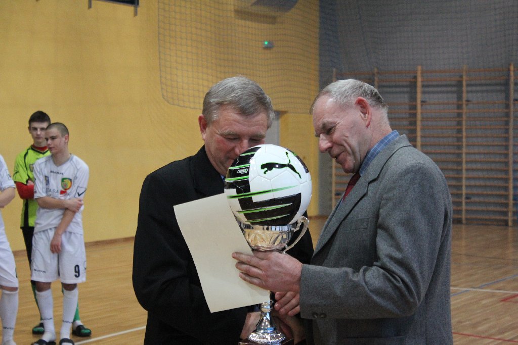 XV Turniej Piłki Halowej w Spalonej cz4