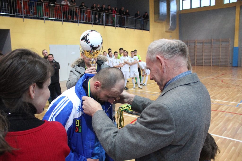 XV Turniej Piłki Halowej w Spalonej cz4