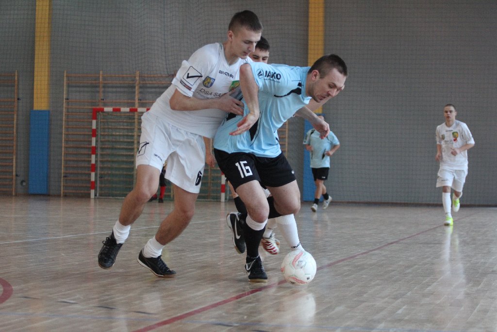 XV Turniej Piłki Halowej w Spalonej cz3