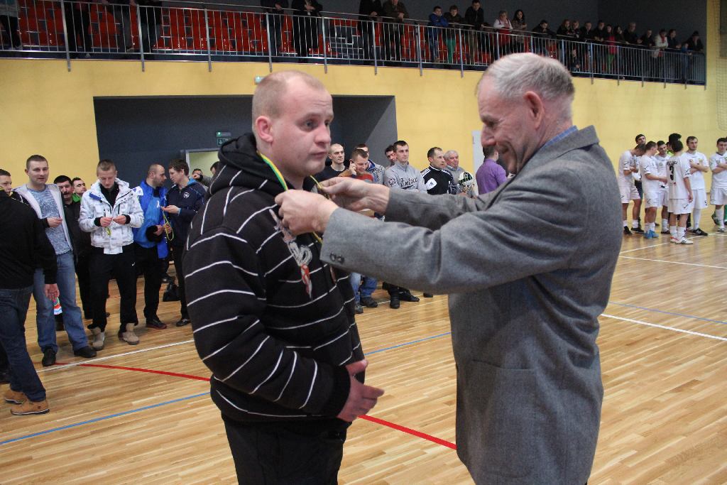 XV Turniej Piłki Halowej w Spalonej cz4