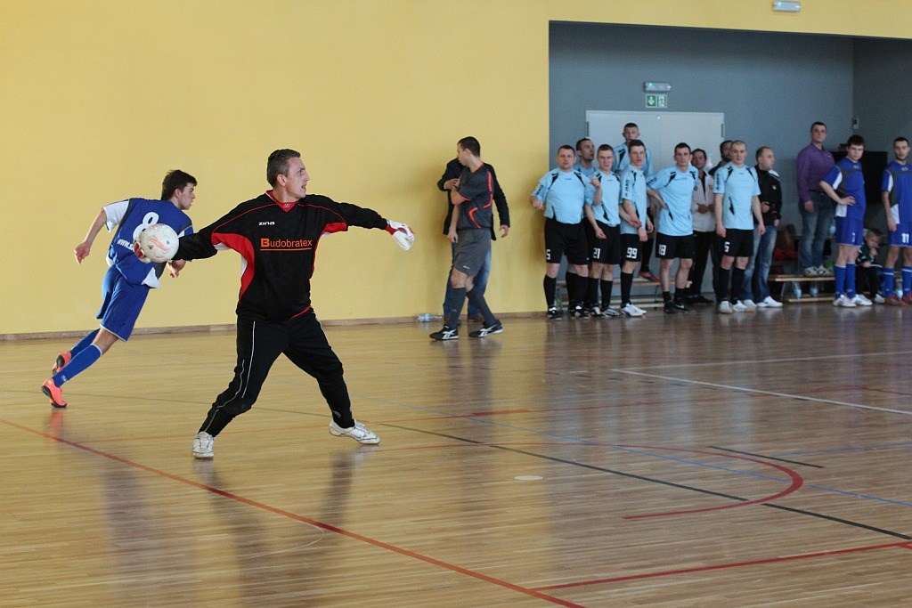 XV Turniej Piłki Halowej w Spalonej cz2