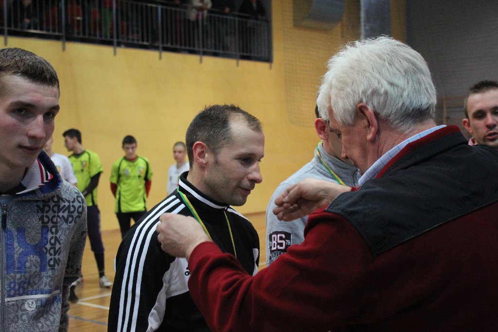XV Turniej Piłki Halowej w Spalonej cz4