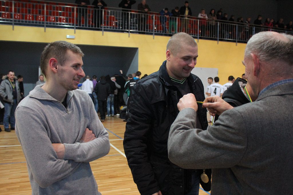 XV Turniej Piłki Halowej w Spalonej cz4
