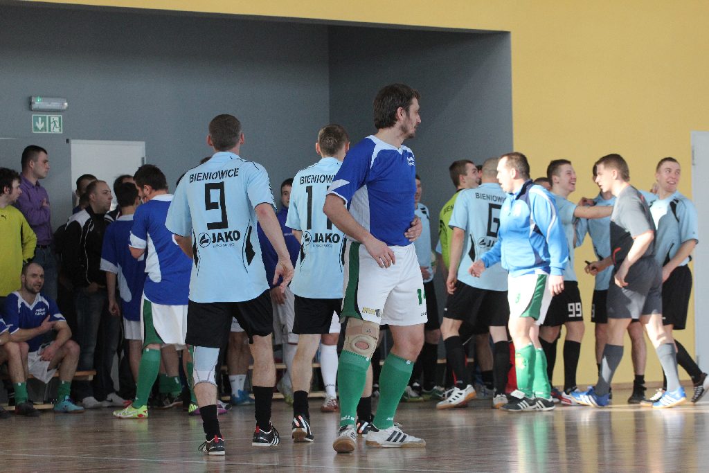 XV Turniej Piłki Halowej w Spalonej cz1
