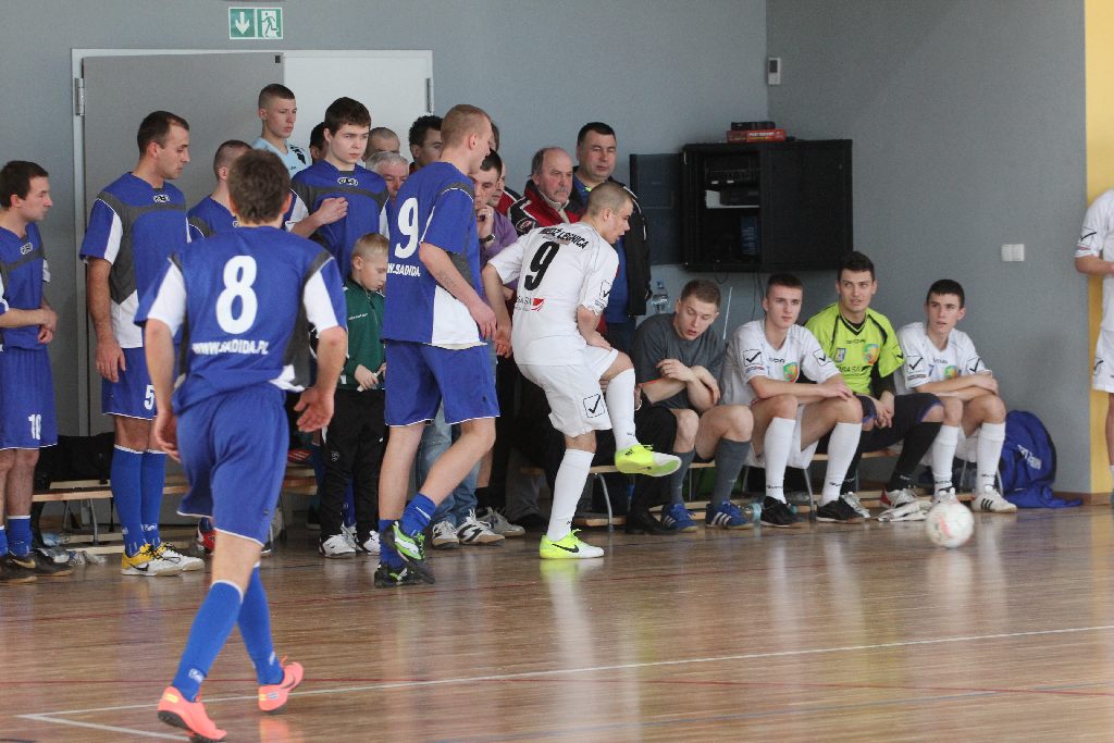 XV Turniej Piłki Halowej w Spalonej cz1
