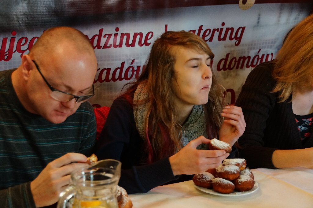 I Mistrzostwa Legnicy w Jedzeniu Pączków na Czas