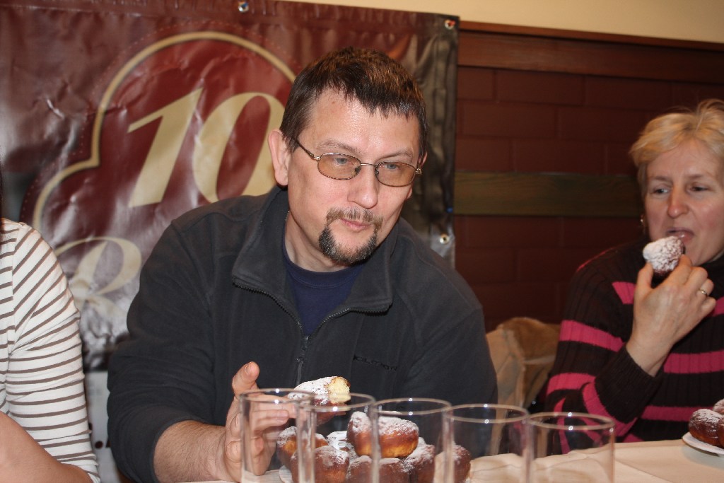 I Mistrzostwa Legnicy w Jedzeniu Pączków na Czas