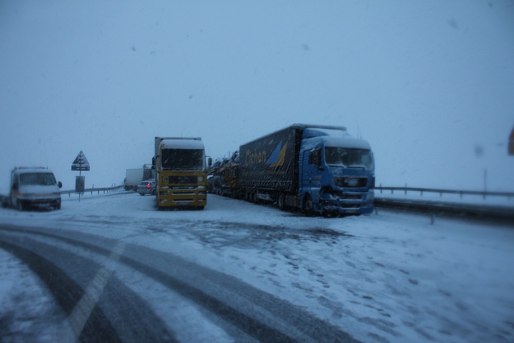 Trzy wypadki na autostradzie