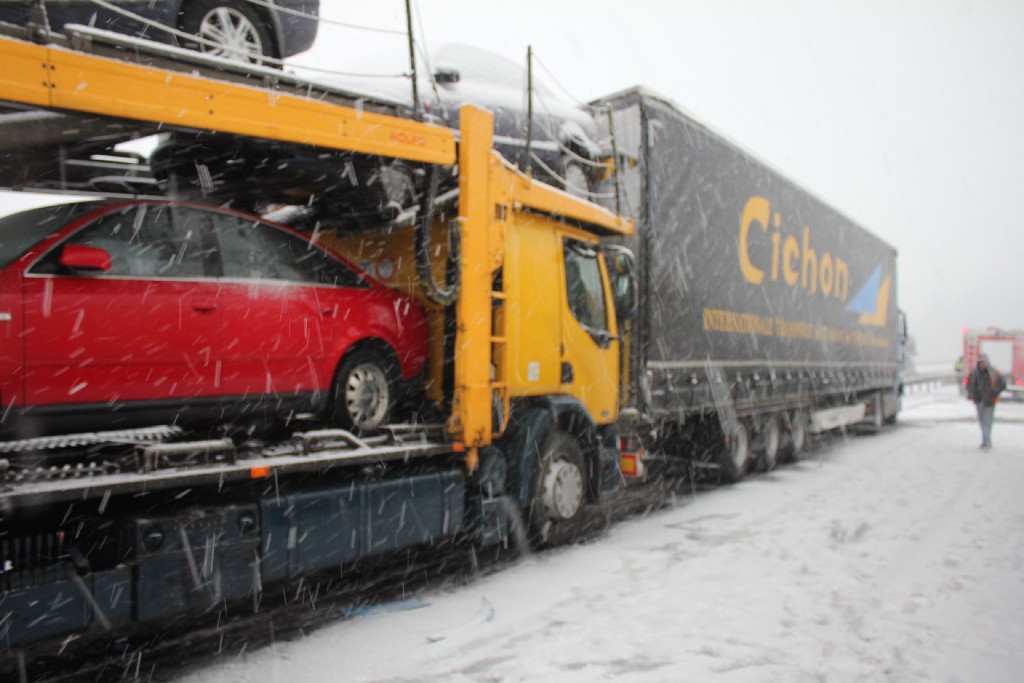 Trzy wypadki na autostradzie