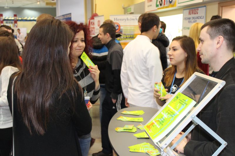 Szkoły i uczelnie prezentowały swoją ofertę edukacyjną