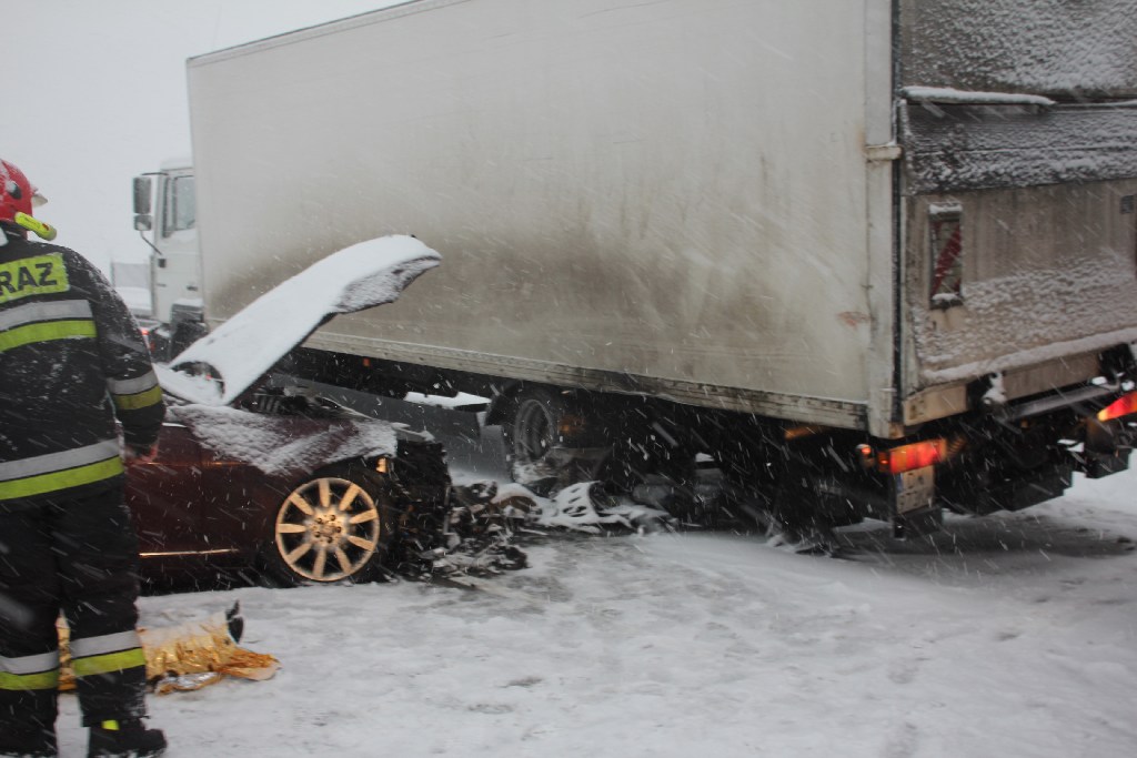 Trzy wypadki na autostradzie